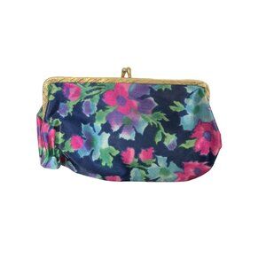 👗 2/$30 👗 Vintage Gold Accented Floral Snap Closure Clutch
